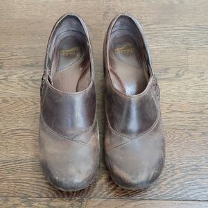 Dansko clogs brown